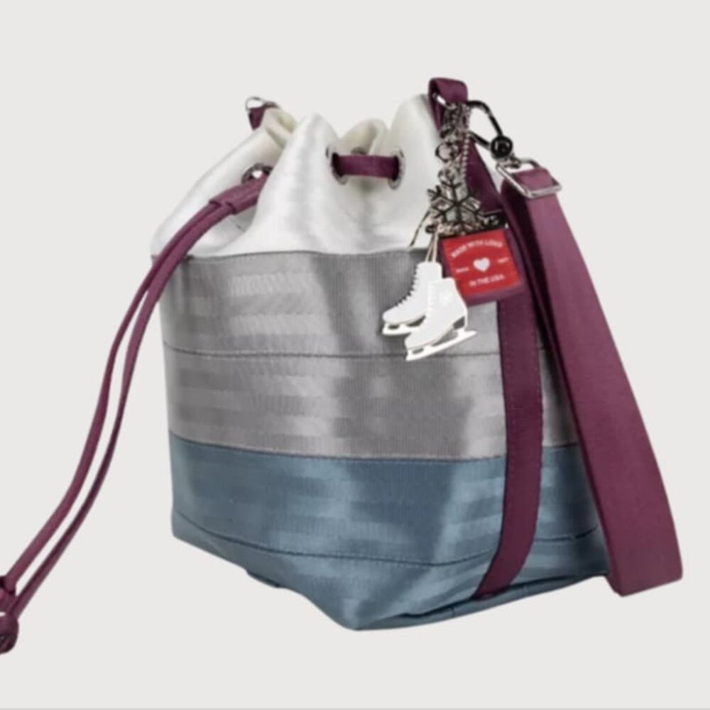 Harvey's On Ice Parkhopper Seatbelt Bag - Picture 2 of 3